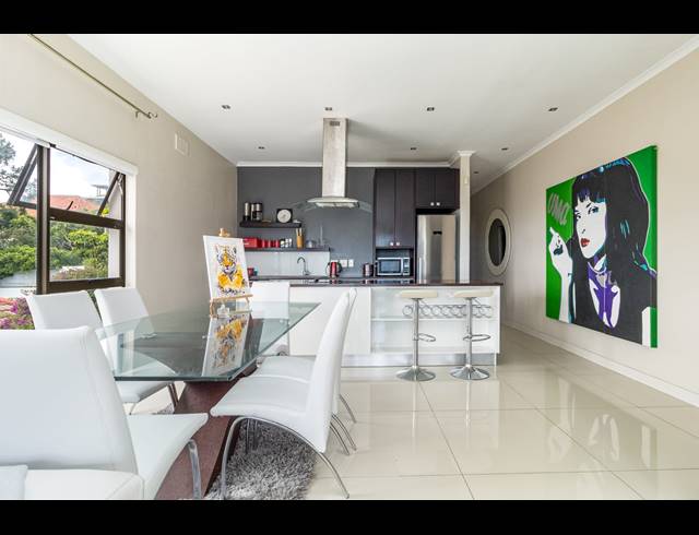2 BEDROOM APARTMENT BLOCK TO LET IN VREDEHOEK